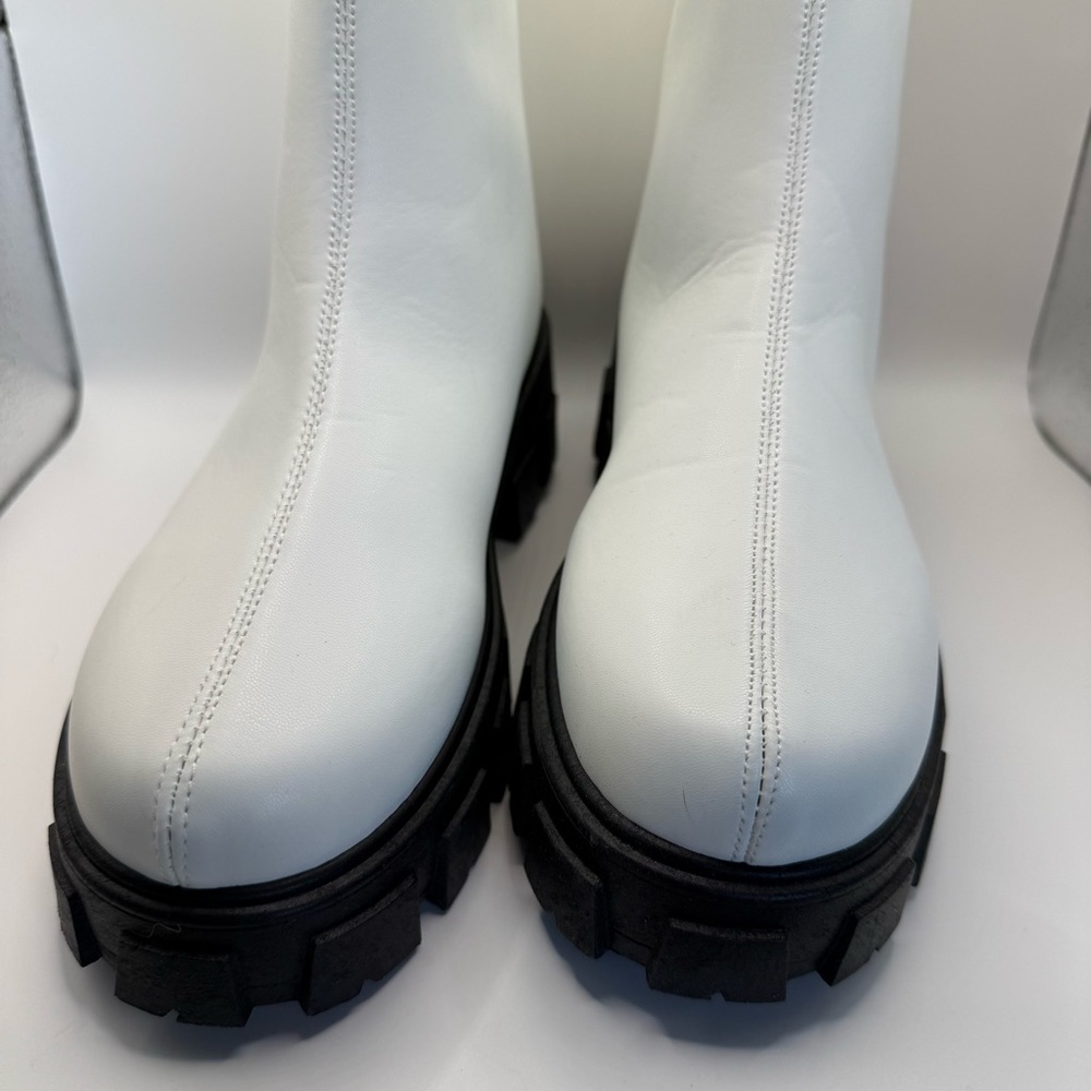White Platform Boots - Picture 4 of 13